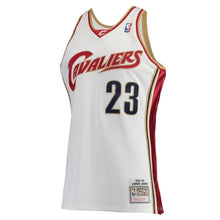Load image into Gallery viewer, 23-LeBron James Cleveland Cavaliers Hardwood Classics Rookie Jersey - White